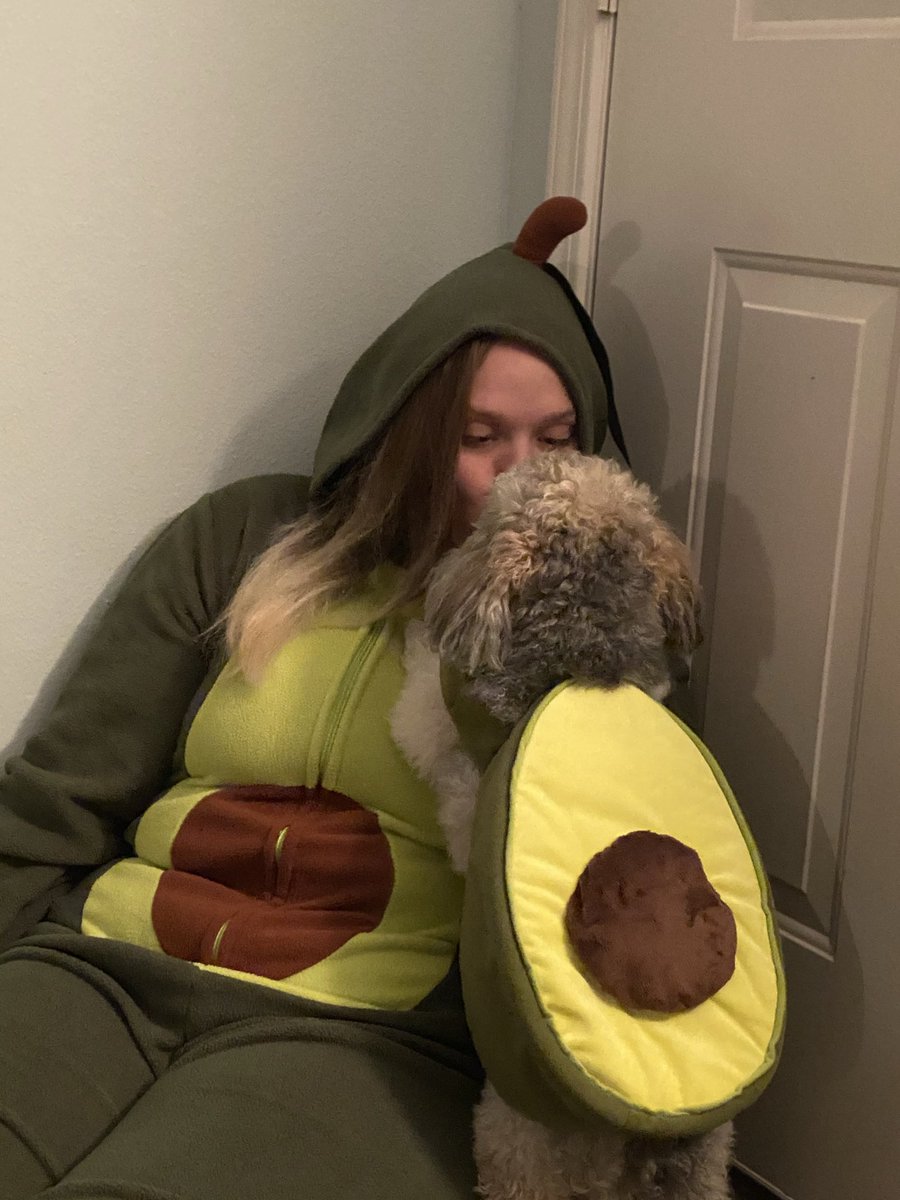 Olaf_LittleMan's tweet photo. Happy Friday, who is ready for the weekend cuddles!?🥰 Today is October 6th! (Yesterday was the 5th oops) time for October Countdown Pictures.
Throwback Halloween 2020: Holy Moly Guacamole Mommy and I are Avocados🥑🐶🥑 @Catiexbabes #October6th #OctoberCountdown https://t.co/RM61AUFtSk