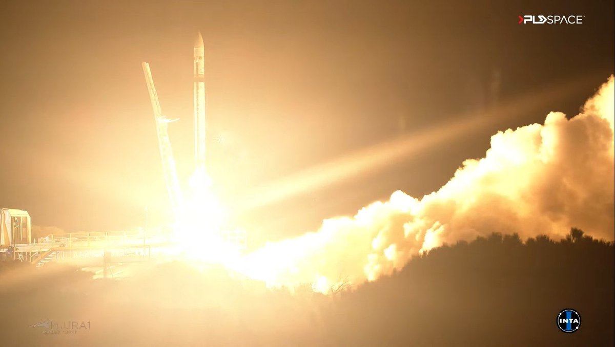 Esta madrugada el grito de #VamosMiura se ha convertido en júbilo. El primer cohete español ha sido lanzado con éxito desde El Arenosillo, en Huelva. Felicidades ⁦<a href="/PLD_Space/">PLD Space</a>⁩