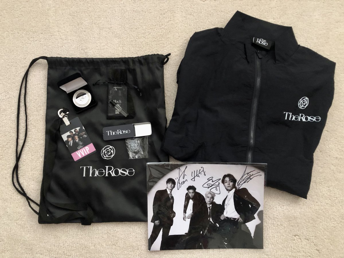 acng_93's tweet photo. VVIP bundle!

#TheRose #TheRoseDUAL #더로즈 #brose #weroseyou 
 #DAWNTODUSKTour #DAWNTODUSKSanFrancisco https://t.co/9mDvW6e10o
