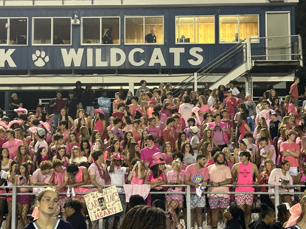 DrJohnNeidecker's tweet image. It’s a heavyweight NAC-6 conference match up as @MBrookFootball hosts @RamsFootballNC tonight!  #Toe2Toe #PinkOut #FridayNightLights @MillbrookSports @OrthoNC