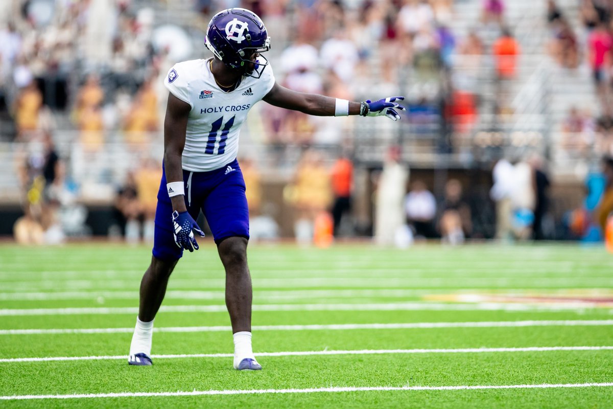 HCrossFB's tweet image. At nearly any given moment during a Holy Cross game, practice or lift, you can find @byronship_11 with a huge grin on his face. A charismatic, positive, outgoing presence, he’s devoted to what he values most: Family, football, and simply having fun.

bit.ly/3ZMyE3N