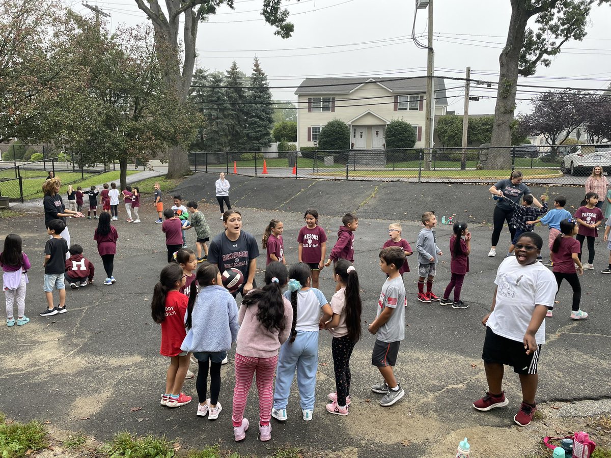 Danny Gonzalez (@dgonzalezaad) on Twitter photo Great job by our Varsity student athletes today at Parsons Wellness Day. Working with the youth and teaching them the importance of health and wellness through athletics!
<a href="/HarrisonHusky/">Harrison High School</a> Great job by our Varsity student athletes today at Parsons Wellness Day. Working with the youth and teaching them the importance of health and wellness through athletics!
<a href="/HarrisonHusky/">Harrison High School</a>