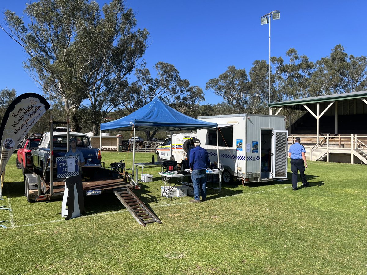 ToodyayPol tweet picture