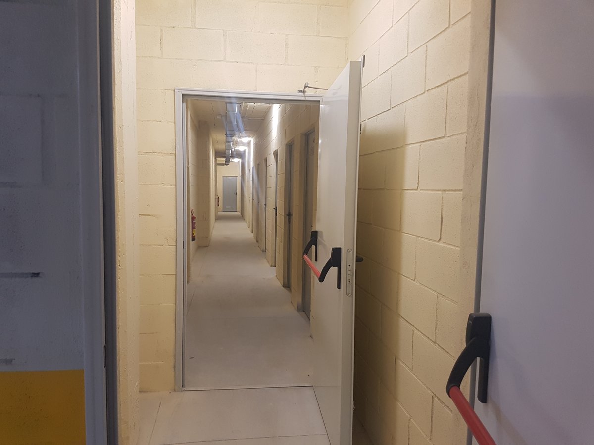 Venta de plazas de parking y/ó trasteros.
Calle Felipe Ricardo con Calle De La Cruz, Torremolinos. Complejo Centro Jardín.
Consultas: 674 117 856 Martín 🚗🚙🚛🚜🅿️♿️