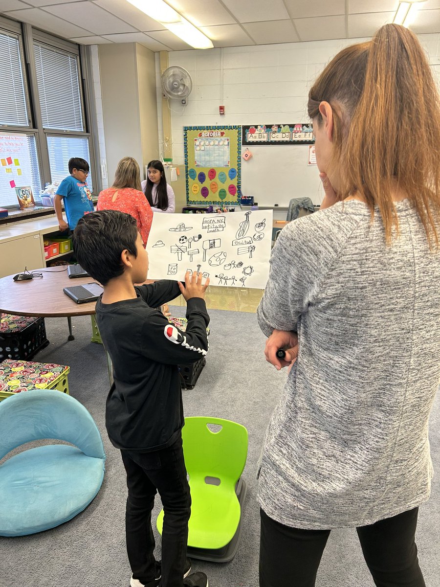 No better way to end a Friday than with the one and only @AttiyahFRSD learning about #HispanicHeritageMonth and #Sketchnoting! <a href="/FlemRarSchools/">FlemRarSchools</a> <a href="/BarleySheafFRSD/">Barley Sheaf</a>