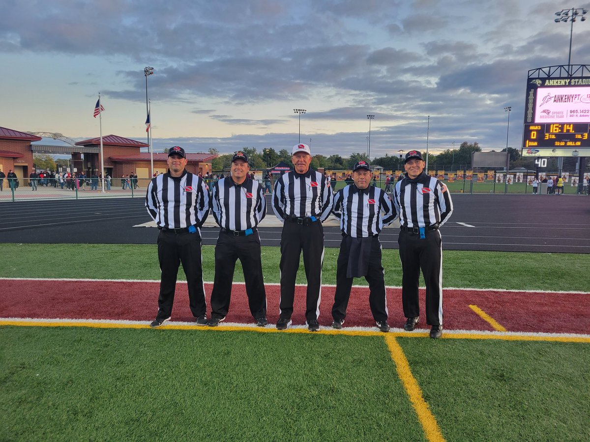 AnkenySouthview's tweet photo. Huge shout out to our officials for their work tonight and every night. Thank our officials during National Officials Appreciation Week and all year long. @IAHSAA_SPORT #ThanksOfficials https://t.co/EHvSdIyECf