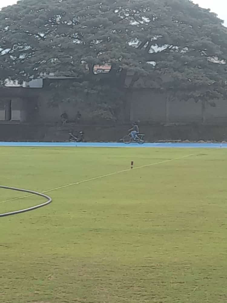 Gracias al apoyo de Nuestro Presidente Nicolás Maduro  el Gobernador Freddy Bernal
Siguen los trabajos en el estadio Orlando Mora Figueroa El Caney construyendo el segundo y tercer  módulo de las graderías, Jhon Carrillo alcalde @nicolasmaduro
<a href="/FreddyBernal/">Freddy Bernal</a>
<a href="/AlcaldeUreJhonC/">Jhon Carrillo</a>