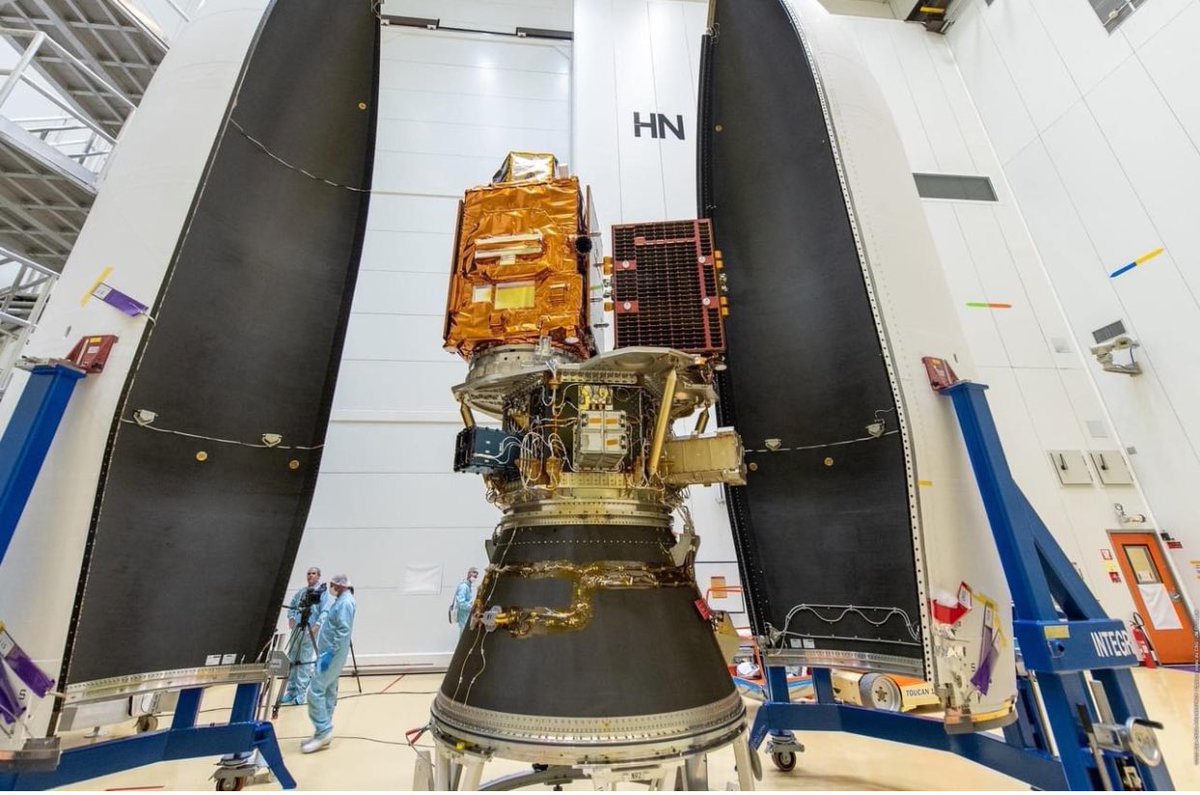 jeabPum's tweet image. THEOS 2 ได้กลายเป็นดาวเทียมสำรวจโลกดวงแรกของไทย โดยฝีมือคนไทย ที่สามารถขึ้นไปโคจรในอวกาศได้สำเร็จ ดาวเทียวดวงนี้ เป็นดาวเทียมสำรวจโลก หรือ Earth observation satellite หนึ่งในสองดวงที่อยู่ภายใต้โครงการระบบดาวเทียมสำรวจเพื่อการพัฒนา ที่ดำเนินการโดย…