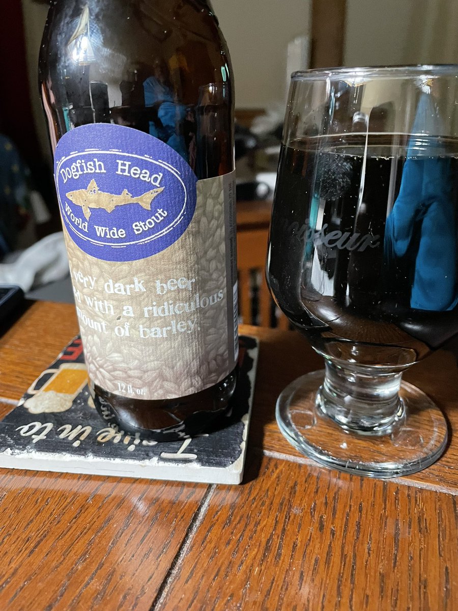 Cellar raid! @dogfishbeer 2016 World Wide! Drinking smooth as silk. @RJellyman @RealBMaxwell @JohanBBT @BarrelBourbon @ScienceMonkey0 @ephoustonbill @amethyst_heels @cellmavin @DRE_Go_Fish