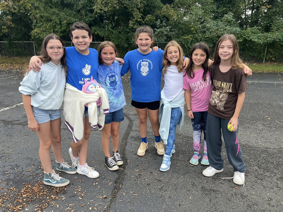 Mrs. Devlin tweet media