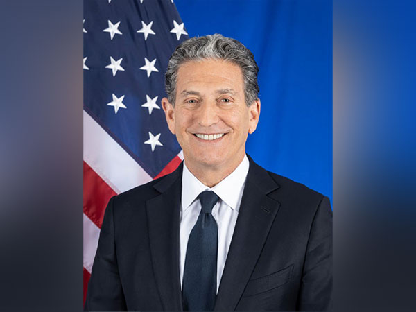 ani_digital's tweet photo. "Want everyone to help advance investigation:" US Special Envoy on India-Canada diplomatic row over Nijjar killing

Read @ANI Story | https://t.co/bAIfpiIRyH
#US #India #Canada #JamesRubin https://t.co/X5GkbGnWkl