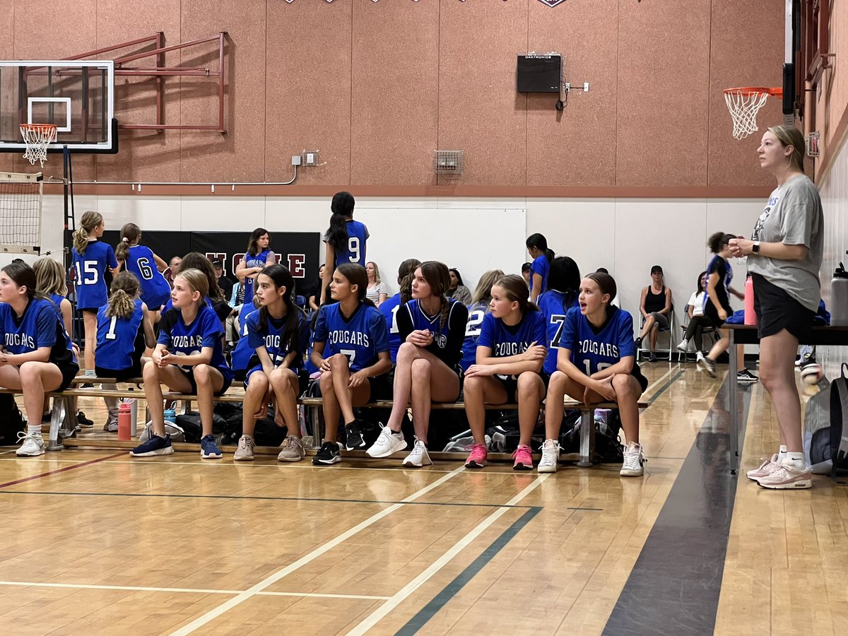 Clayburn Cougars girls volleyball. Love how there were two large teams exploring this sport in grade 7 cheering each other on! @clayburnmiddle