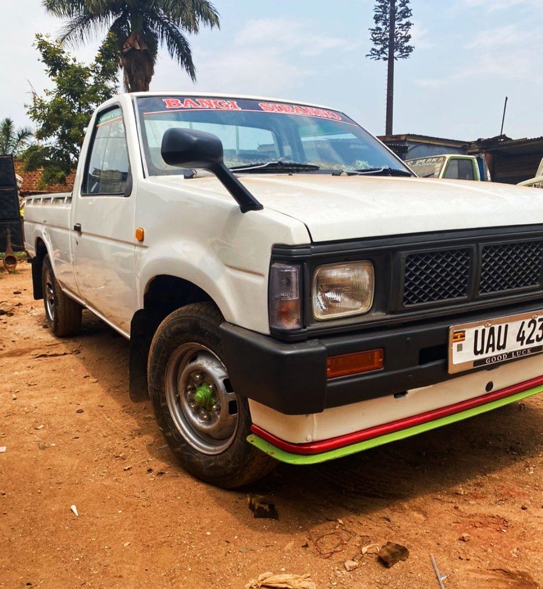 DriveNowUg's tweet photo. #EveryBudgetMatters

#UAL @Ugx20m    #UAJ @Ugx13m
#UAU @Ugx23m     #UAL @Ug10m

#Reminder: There slightly negotiable as long as you have cash. https://t.co/6TNOZINP6i