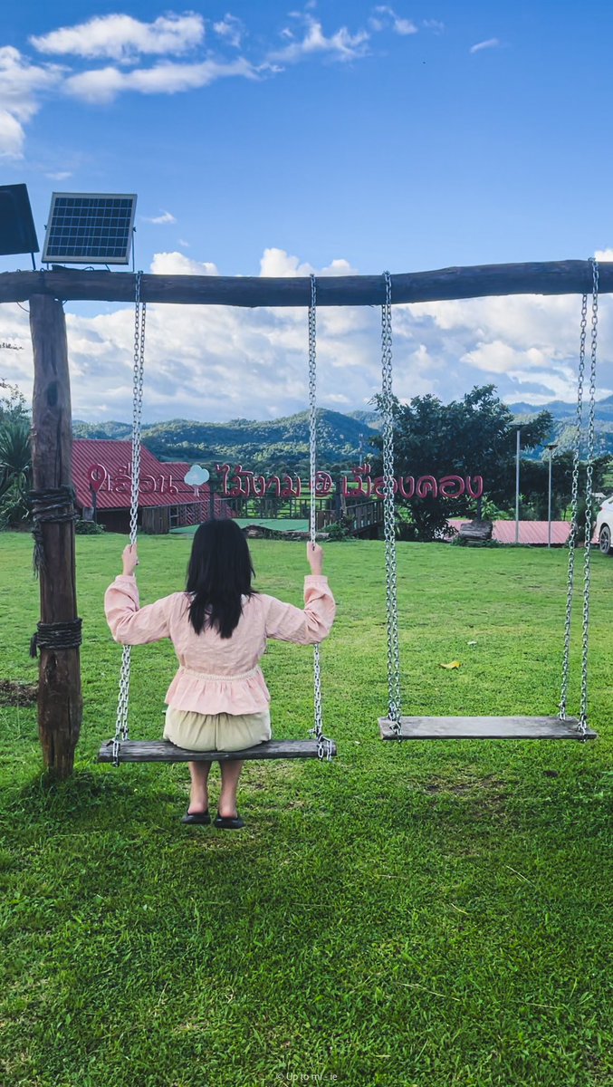 mnp1295's tweet photo. 🪵 #เฮือนไม้งามเมืองคอง รีสอร์ตบนเนินเขามองเห็นวิวภูเขาและแม่น้ำคอง มีไฟฟ้าใช้ มีสัญญาณโทรศัพท์ ราคาไม่แพง

📞 โทร. 0857195117 (พี่โอ๋)

📌 ต.เมืองคอง อ.เชียงดาว จ.เชียงใหม่ : https://t.co/l9lg0GkB1j

🚗 จอดรถข้างที่พักได้เลย

#uptomiie #ที่พักเชียงดาว https://t.co/EAXljtMABl