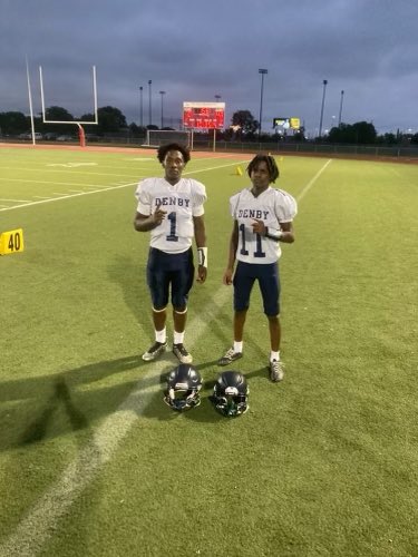 congrats on my big brother
for making ALL PSL TEAM way more accomplishments to come big brother <a href="/Cjkendrick11/">Christopher Kendrick</a> #denby