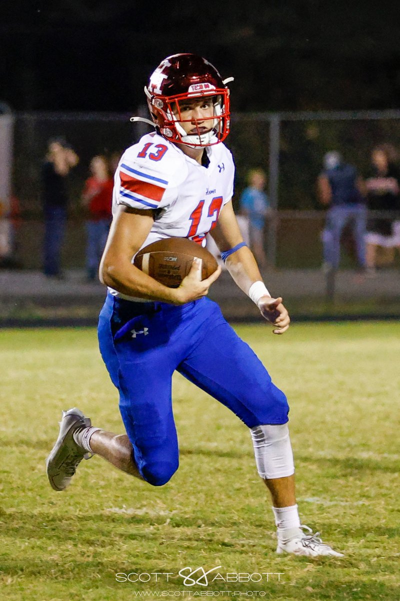 With 256 yards on 27 carries and 3 rushing TDs, @hatfield_dane led the @HHHuskiesFB to a hard-fought 27-20 win on the road at Wayne. #fnl #fridaynightlights #wvprepfb