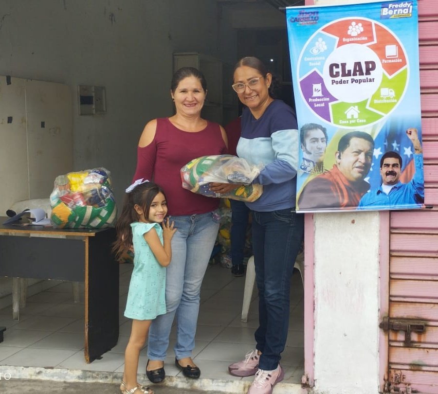 #06DeOctubre
#PedroMaríaUreña Con éxito fueron beneficiadas con la bolsa de Alimentación #CLAP 3mil24 familias de 12 comunidades Punto y círculo de Base de Misiones #ElenaFriadeChávez
@mercaloficial
<a href="/MinAlimenVen/">MinAlimenVen</a> 
<a href="/AlcaldeUreJhonC/">Jhon Carrillo</a>
<a href="/NicolasMaduro/">Nicolás Maduro</a>
<a href="/FreddyBernal/">Freddy Bernal</a>
#DefendamosLoNuestro