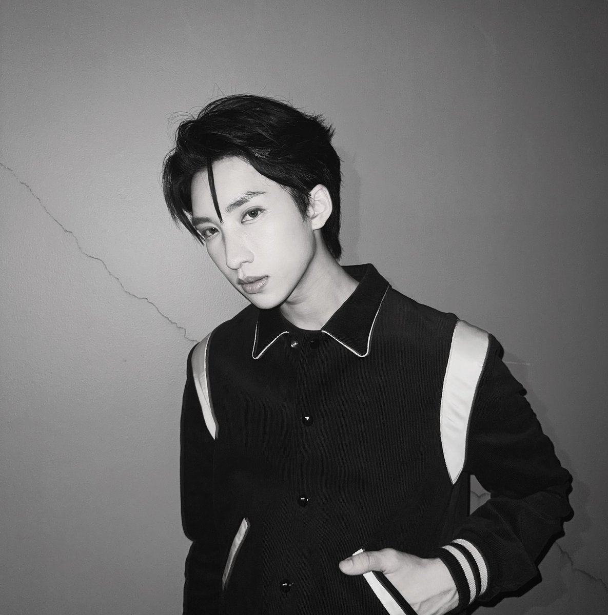 Noeul_lee6's tweet photo. 🖤 #BoNoh #MagentaBoy #Noeulnuttarat https://t.co/ZGMjR0lpgz