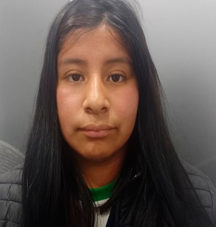 Ingrid Rebeca Zoe Ortega tiene 15 años, desapareció el 4/10 en San Salvador de Jujuy. Estatura 1,55. Vestía ropa deportiva de color negro y zapatillas color negro con rosa. Se hizo la denuncia. Avisar #URGENTE al ☎️ 388-6860239, o al 911

#Jujuy