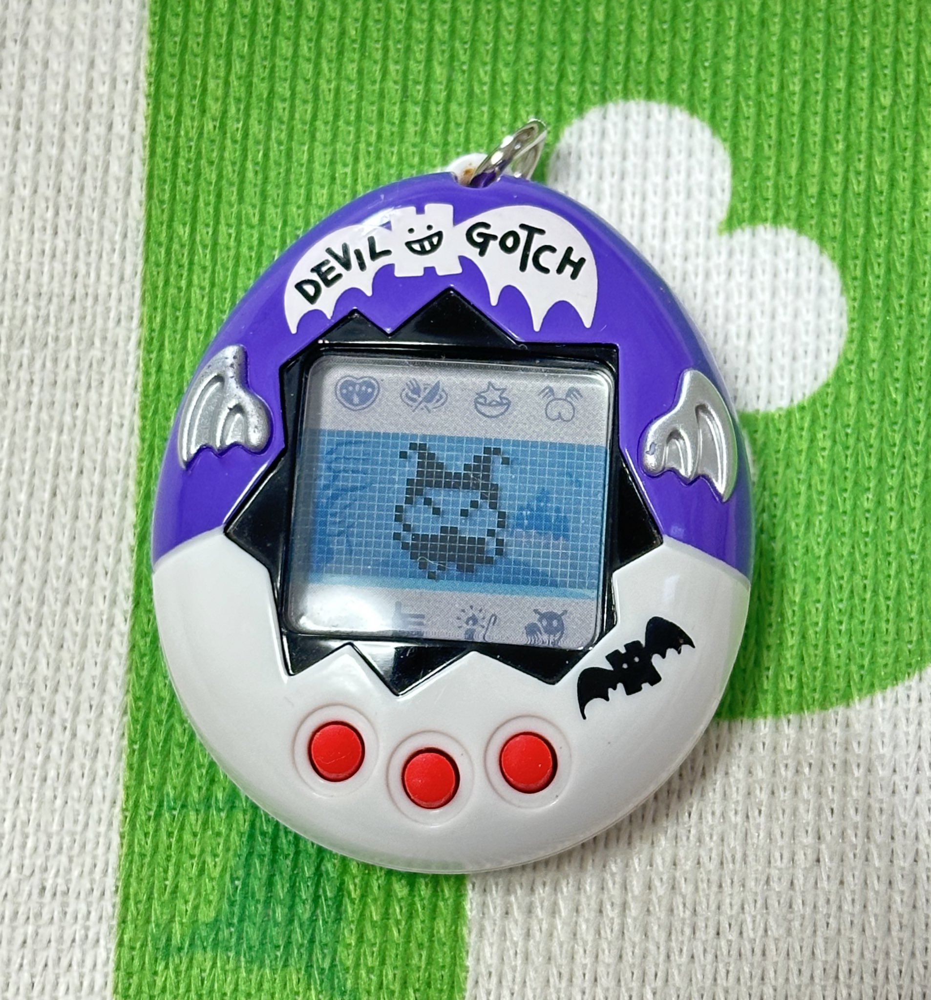 デビルっち Tamagotchi Uni」より「てんしっち」＆「デビルっち」モチーフの