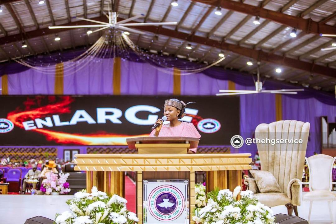 D_Igbinedion's tweet photo. I celebrate grace🥹❤️

#IYC2023
#IYC23
#RCCGIYC2023 
#ENLARGE 
#DOVETELEVISION
#HOLYGHOSTSERVICE https://t.co/c0UnYDsdMY