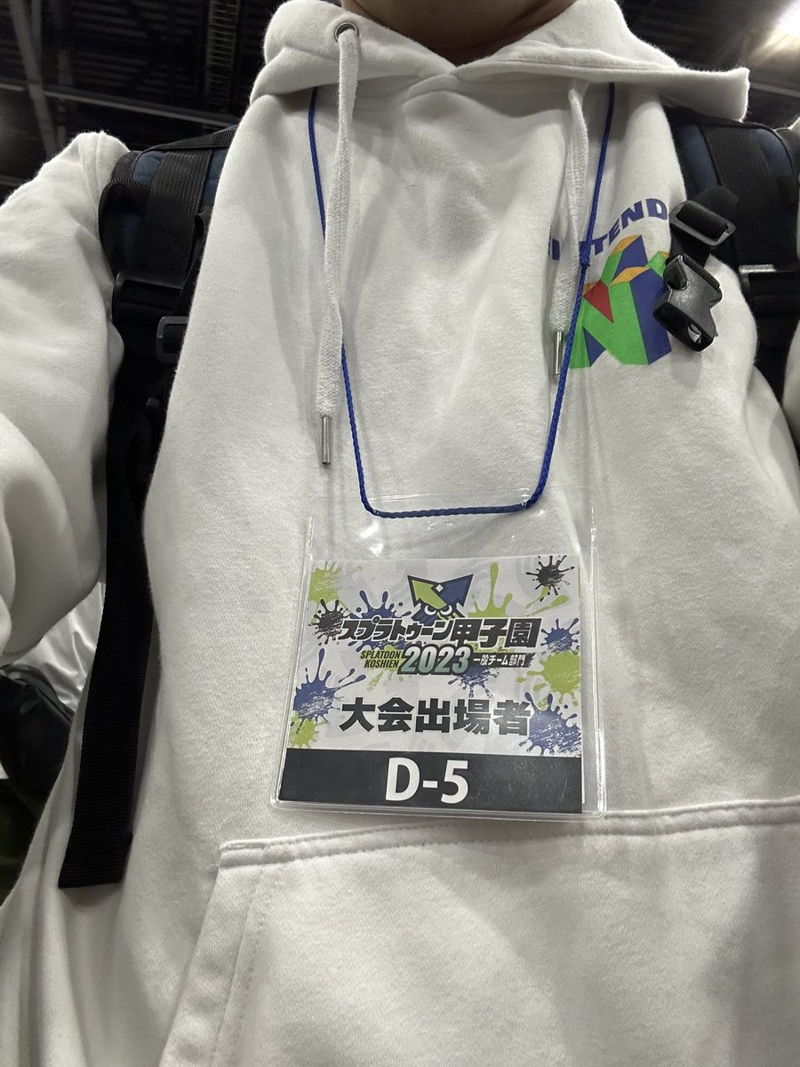 delt4_r_'s tweet photo. 行くわよ https://t.co/V4KwasMF2l