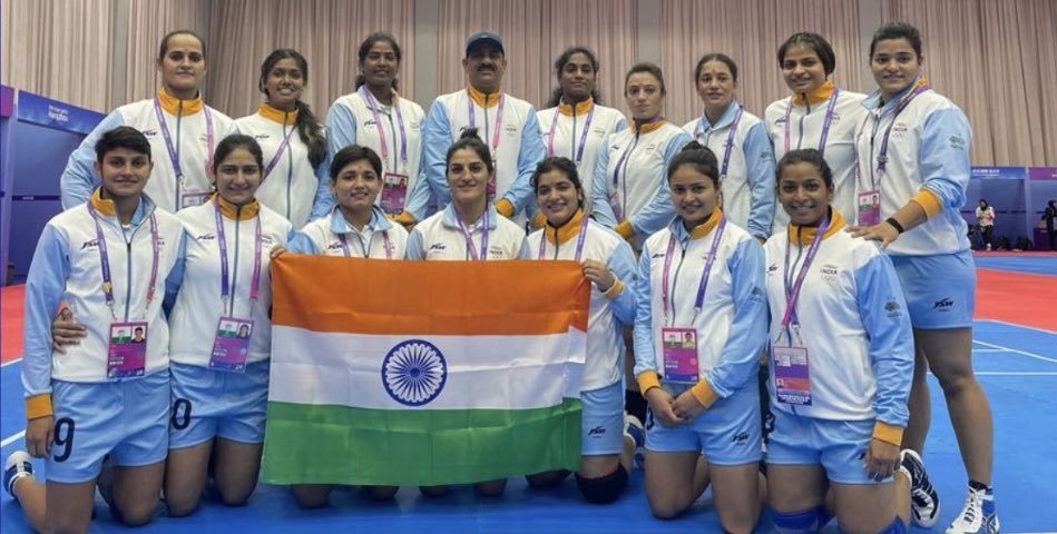 SurajShendkar2's tweet photo. 100th medal for India!!!
Indian woman Kabbdi team won the gold medal they beat the Chinese Taipei by 26-25
25th medal for India 🇮🇳❤️🔥
#issbar100par is achieved
@19thAGofficial @Media_SAI @OlympicKhel https://t.co/jujze1tjVf