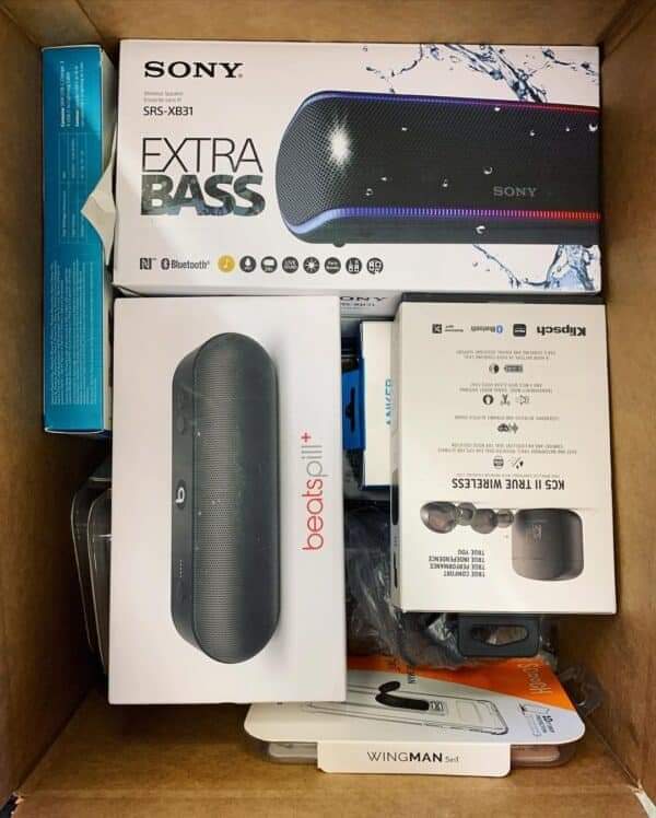 bulk_liquidator's tweet image. LIMITED ELECTRONICS BOXES‼️Get up to $1,200 worth of electronics! Only 15 available!

$275 per box 

Call or message (330) 249-1659

Available on our website 👇bulkliquidators.store/index.php/prod…