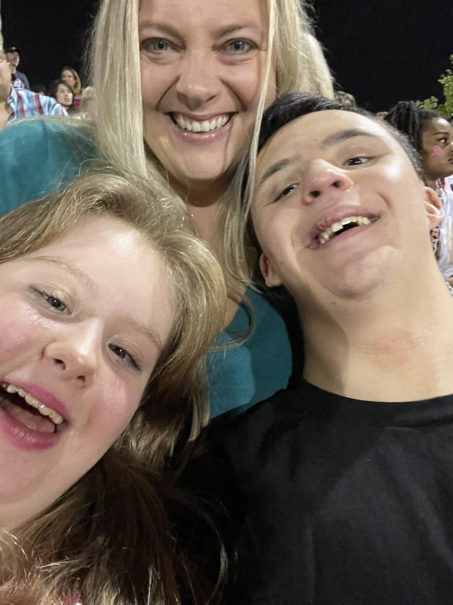 Stephanie Komajda tweet media