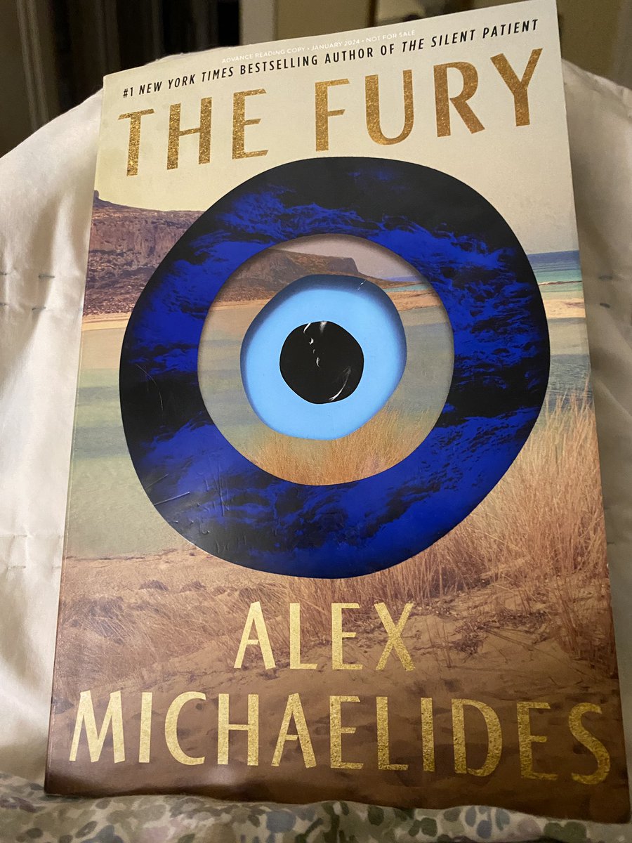 This book ruling my Friday night <a href="/AlexMichaelides/">Alex Michaelides</a> <a href="/CeladonBooks/">Celadon Books</a> Imagine if Agatha Christie had written Evelyn Hugo. #glamthriller #thrillglamour