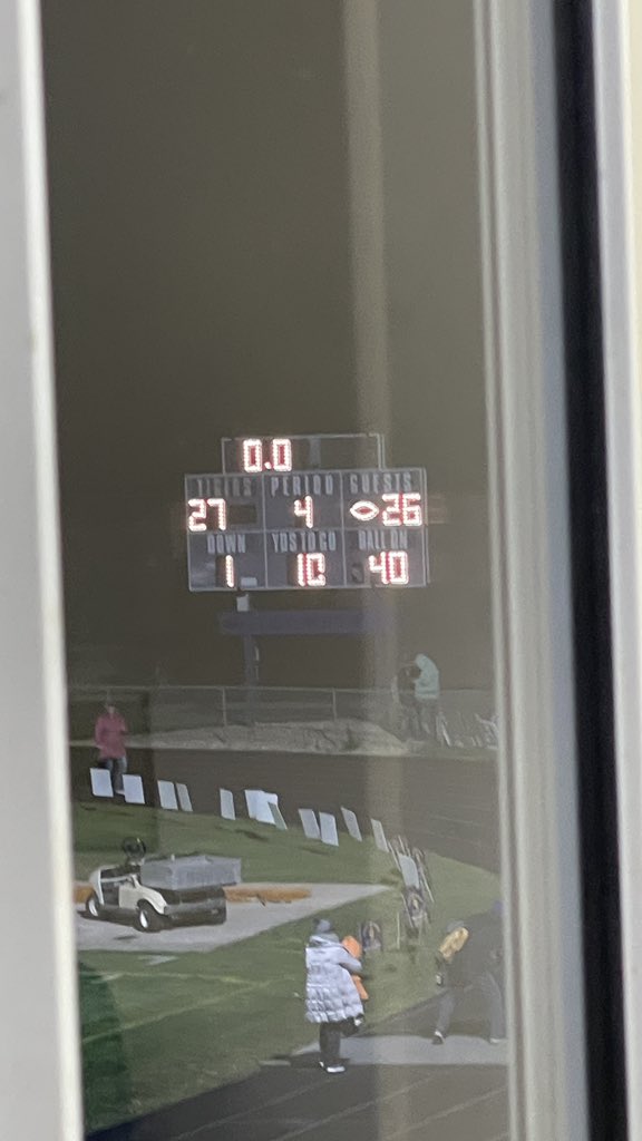 END OF REGULATION

TIGERS WIN🏈

#sherrardroars