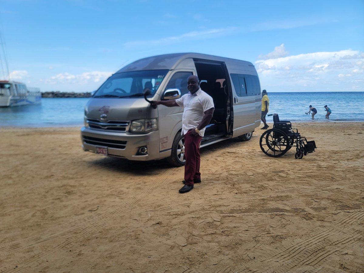 ShortyToursJA's tweet photo. We specialized in private Airport Transfer and Tours for more info on bookings email ShortyTours20@gmail.com or visit https://t.co/39ZbQUJeEj https://t.co/vkZHO5T3uS