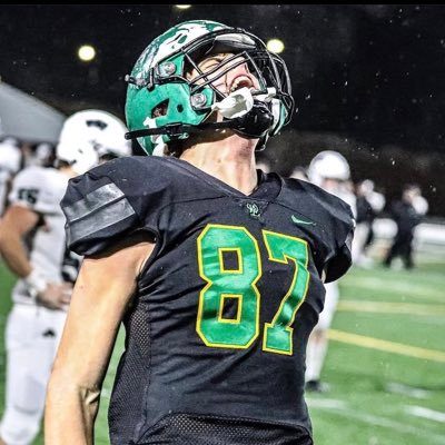 JordanJ_'s tweet photo. 4* TE @BaronNaone , the state's #1 recruit for 2025, is having a POY season on D. He added 4 tackles for loss and 2 sacks last night in the Lions 37-0 win over #4 Tualatin...  One of Oregon's fastest rising soph's Silas Reynolds @Reynolds4422 had 2 sacks &amp; a PBU @westlinn_fb https://t.co/kRF6xTDx0E