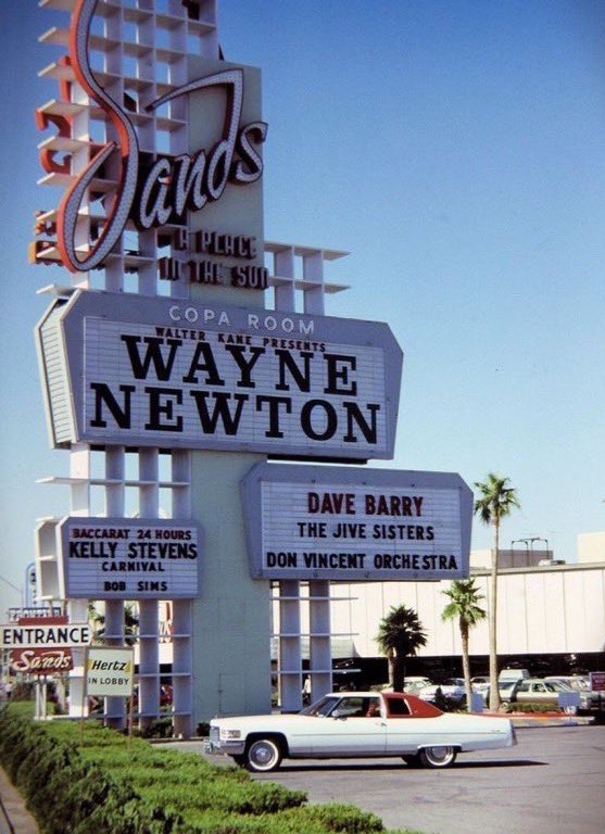 Super70sSports's tweet image. Driving your white Coupe DeVille over to the Sands to see Wayne Newton is pretty much peak 70s living …

👉 super70ssportsstore.com/products/sands…