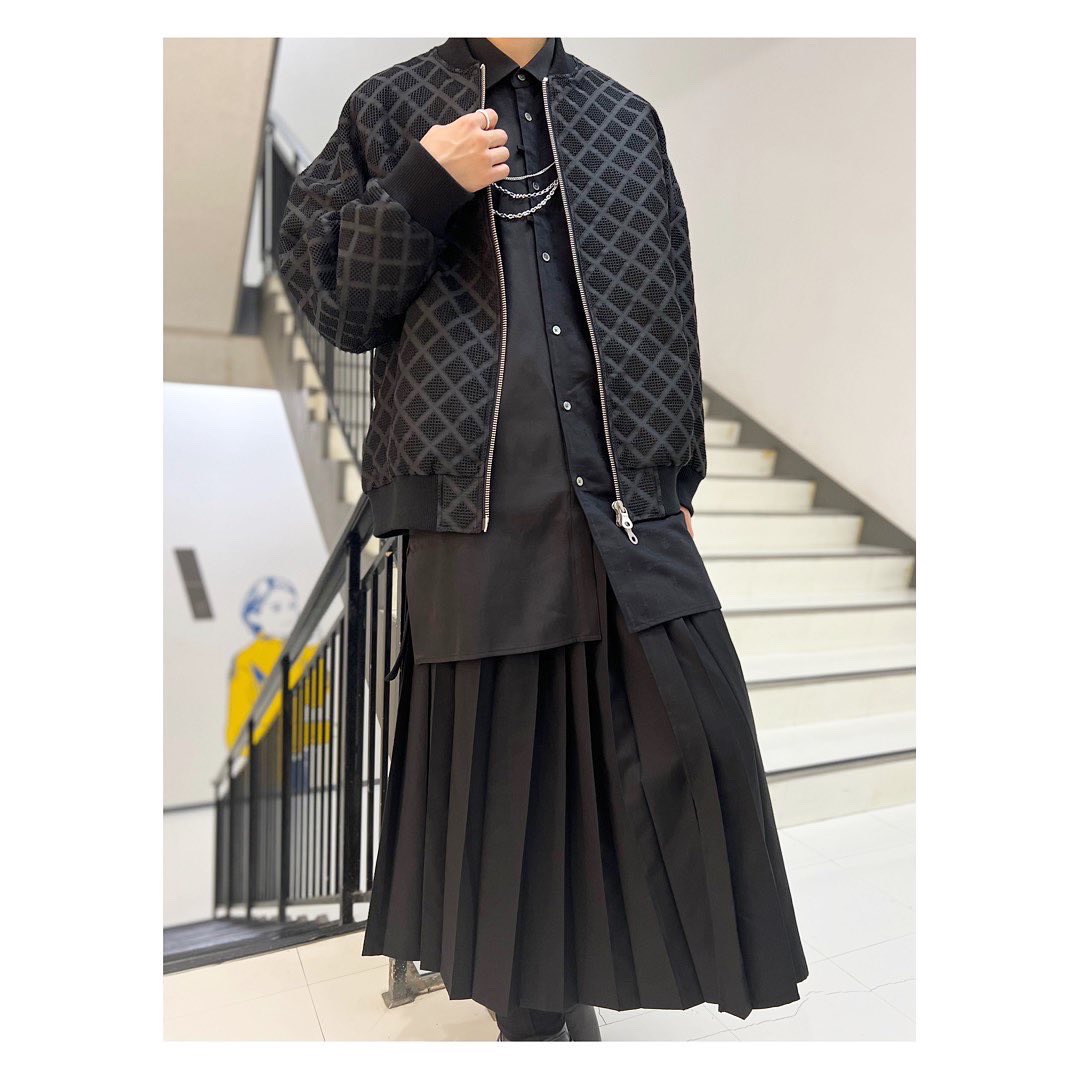 BAFNxN's tweet photo. 〜NEWTRAL TOKYO/NO ID.〜

2023 A/W collection✨
【チェンジングチェーンロングSH】
color：BLACK/size：ONE

#noid #newtral #newtral_tokyo #painting #fashion #ootd #kawaii #emo #staff #aw #todayscode #winter #wintfashion https://t.co/CaQTjnblvY