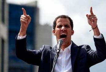 La imagen del traidor venezolano.
Instrumento del imperio Yanqui y sus mercenarios .
SanctiSpirtusEnMarcha
