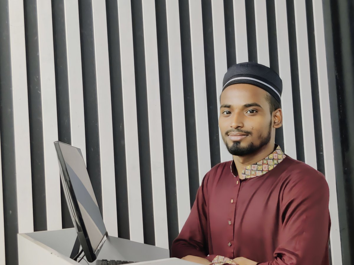 Mohamma30292878's tweet image. In sha Allah I will reach my goal, I believe that Almighty Allah is always with me and always will be. ❤️🥀
#full_stack_developer
#success