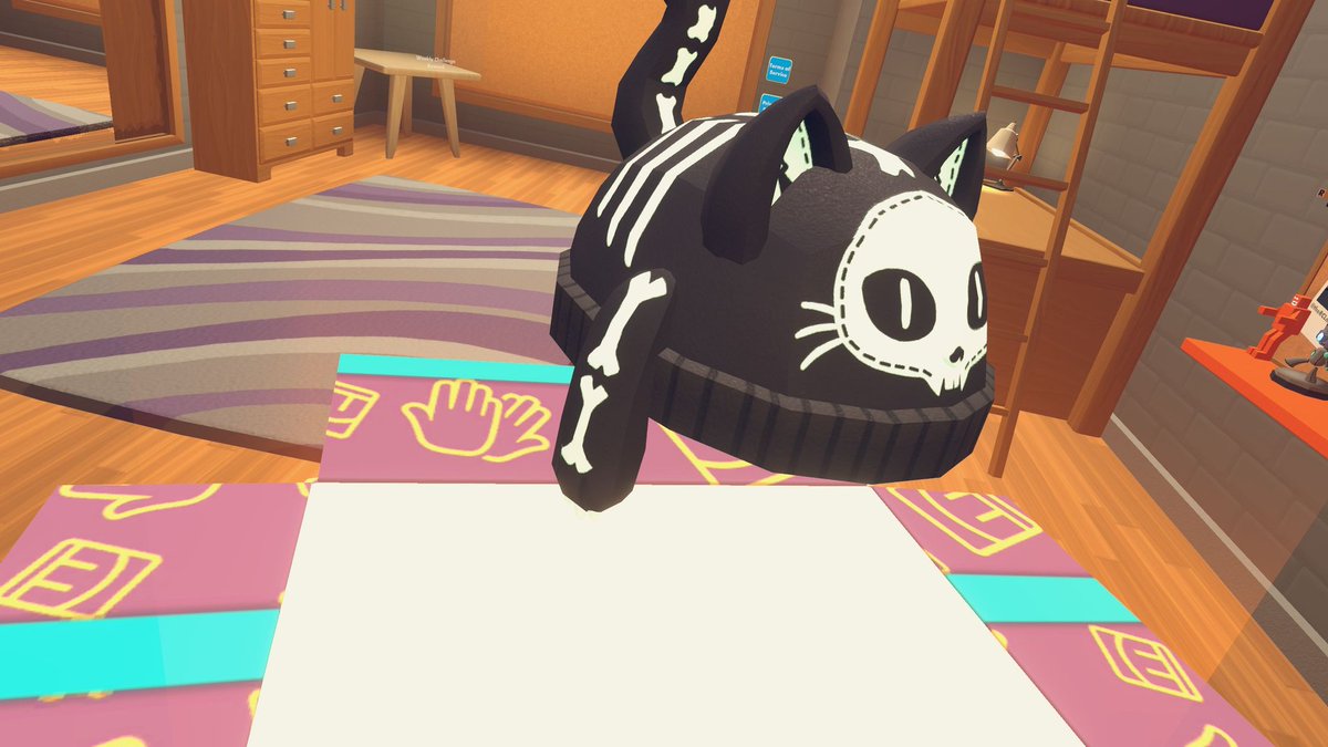 theRCLman's tweet photo. Rec Con day 2 pretty sweet, was lucky enough to be included on a panel, also that ghost bow is a hard decision, and i love the skeleton cat hat #recroom #recroomvr #recroomgame #vr #reccon https://t.co/q5XRdfCDu0