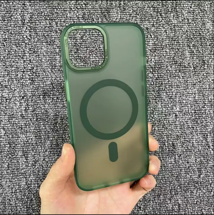 Mobile phone case with magnetic absorption frosted surface series for iPhone 15 Pro Max (green) repairablegadgets.com/products/mobil……   Phone case for iphone 15 Pro Max with safeMag option compatible with wireless charging.  #repairableGadgets #insuwanee #innorcross #phonecase #iPhonecase