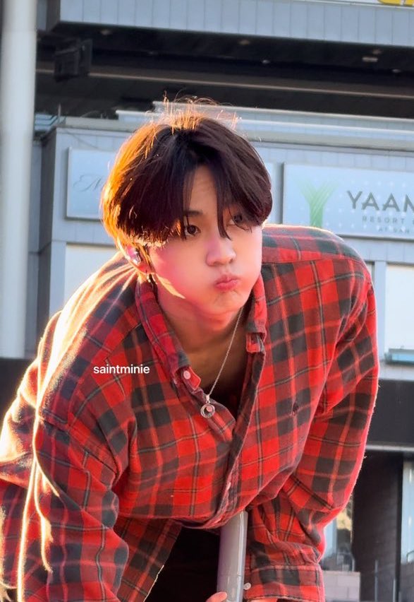 PIC0209's tweet image. STILL HERE 😭🥹 #JUNGWON