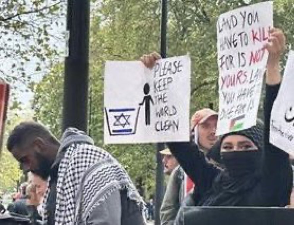 TracyAnnO's tweet photo. It’s time to go isn’t it.if @metpoliceuk @MayorofLondon can allow this through the streets of London - they are sending out a very strong signal. We are not welcome or safe here - @RishiSunak @Keir_Starmer @CST_UK @BoardofDeputies https://t.co/eh44SDReV1