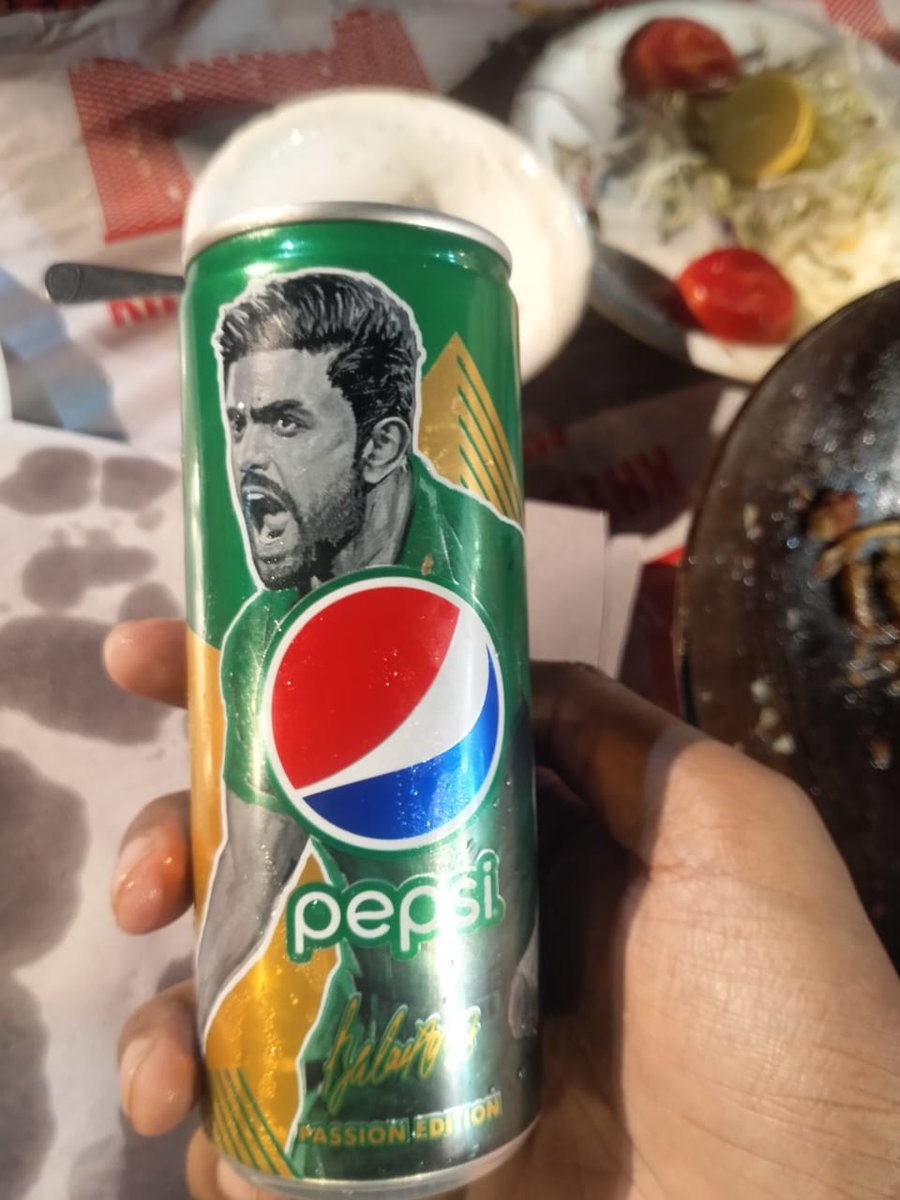 o_BAE_d's tweet image. "Babar Azam ka form dekho, Pepsi se bhi extra cold! 🏏❄️ #ColdForm #BabarAzam
#PepsiNewEra #PakistanCricket #CWC23