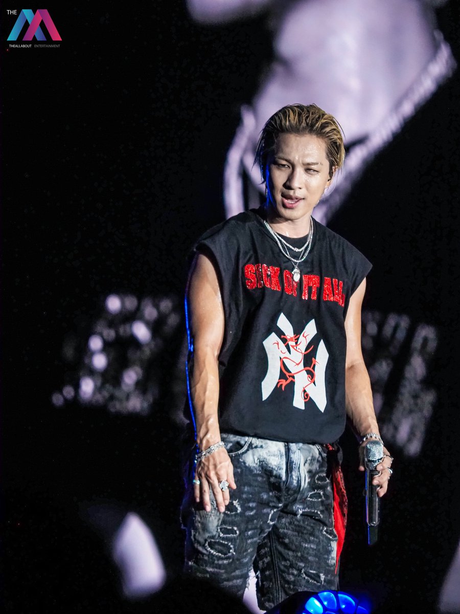 TheAllAboutEnt's tweet photo. #TAEYANG 
ในคอนเสิร์ต #OCTOPOP2023

#TAEYANGatOCTOPOP2023
#หมึกเดือนสิบ https://t.co/pEdsqCBtg6