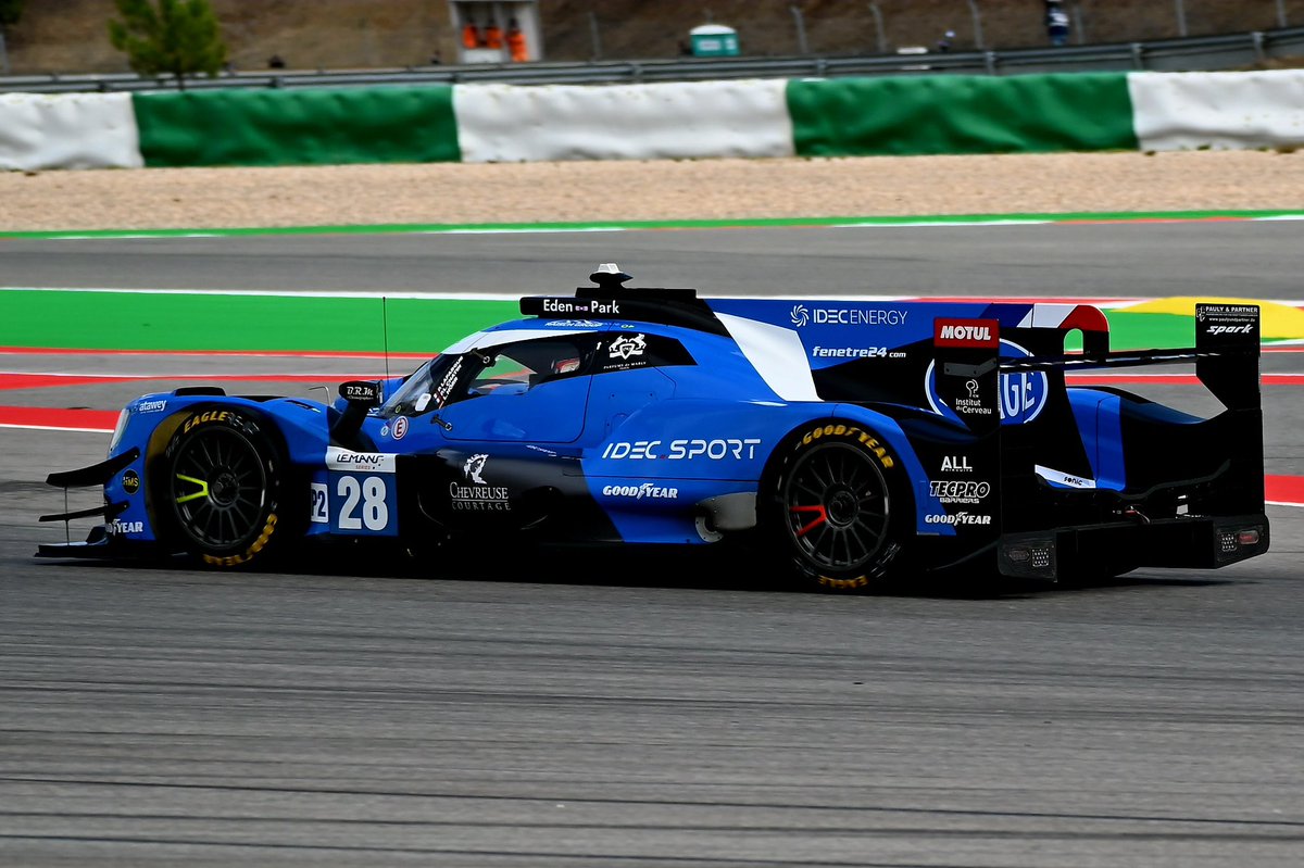 QUALIFYING 2 ELMS 🏆🇵🇹 It was an incredible qualification, full of emotion! To end the season with a pole position is magical. Congratulations to Paul Loup Chatin! See you tomorrow for the final race of the season !! 💪🔵