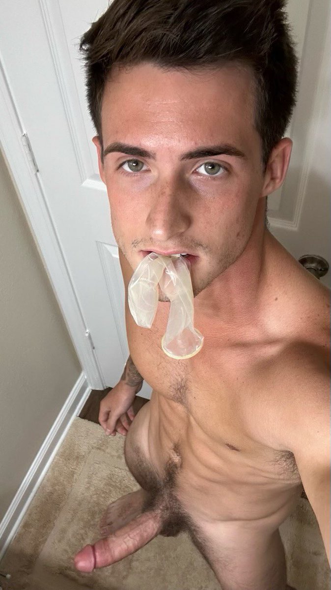 iamcondom2's tweet photo. https://t.co/Z1MWLnzHG9