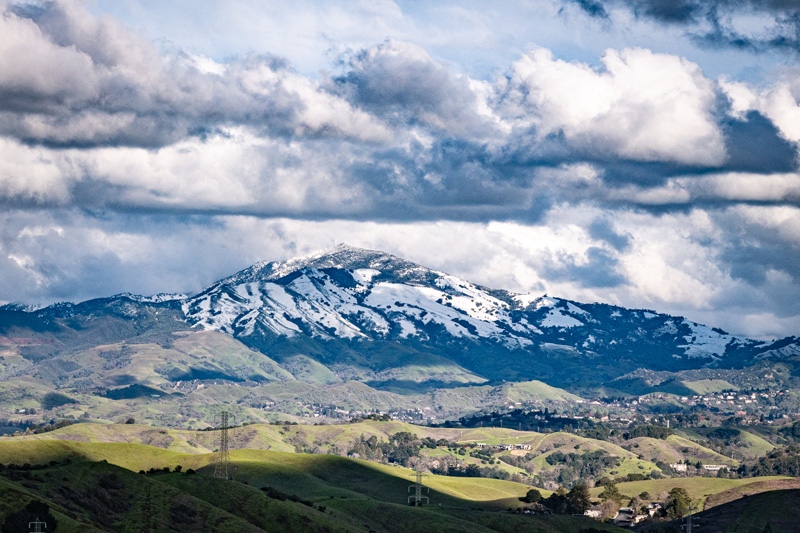 ValleyGallery's tweet photo. It is rare, but there are times when winter storms bring snow to the top of Mt. Diablo. Capturing the seasons is an exciting time for our East Bay artists, like photographer, John Brown.
#photography #photographer #landscapephotography #mtdiablo #snowtop #mountain #calandscape https://t.co/iMc8ShnhWv