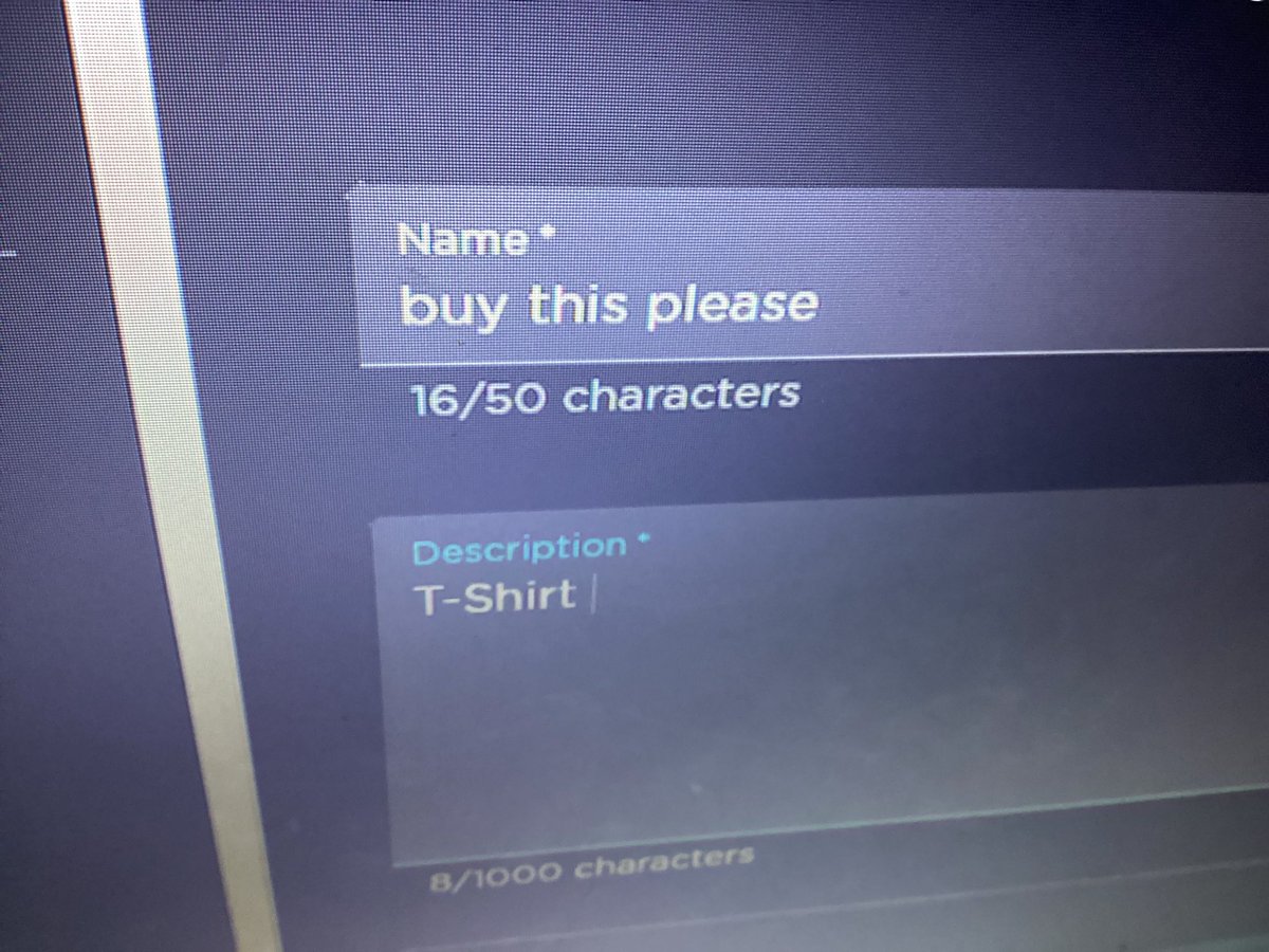 EmeraldAlbin's tweet photo. Making a tshirt https://t.co/rl6VjqmsG6