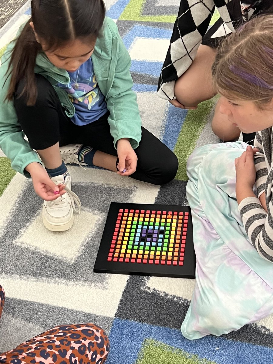 TowleReaders tweet media