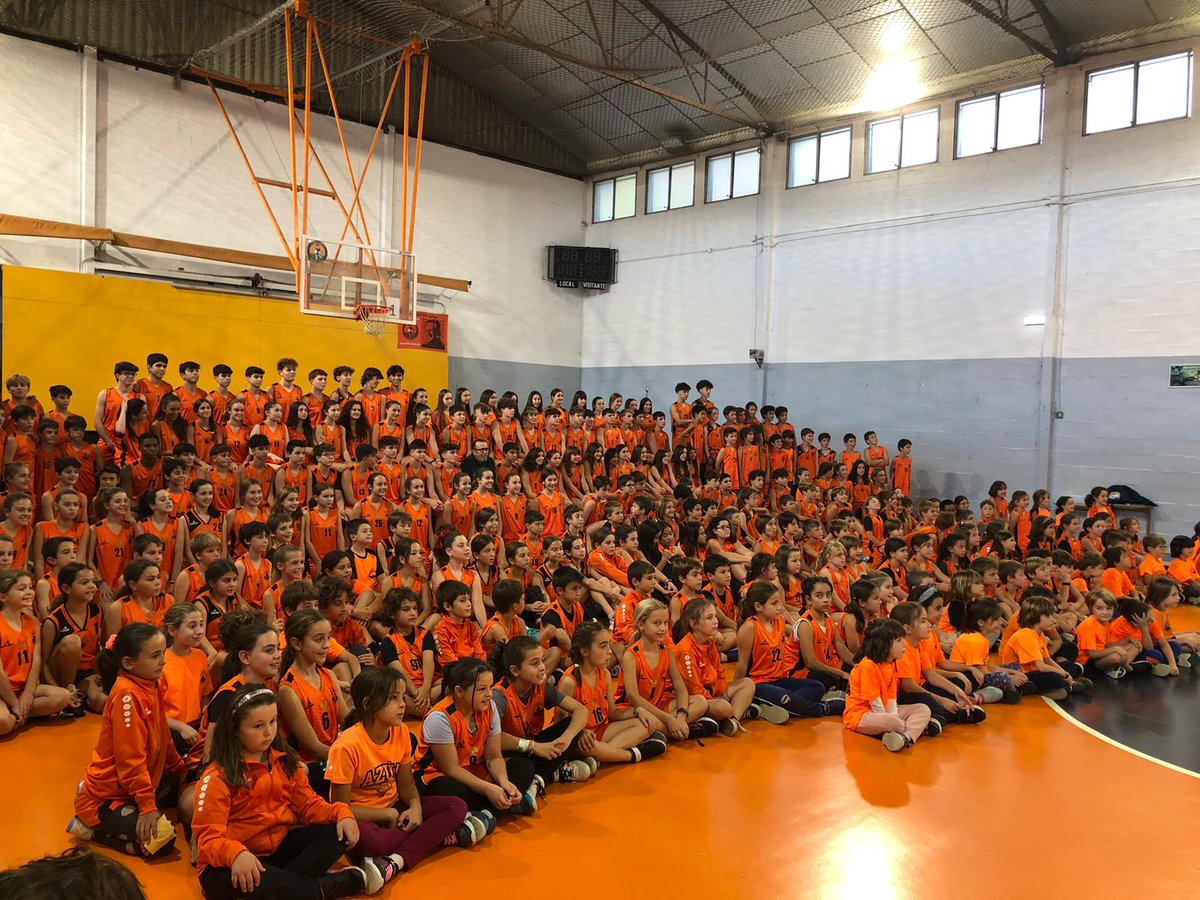 WillyTisaire's tweet photo. La marea naranja sigue en buena forma https://t.co/zxfadxUwnY