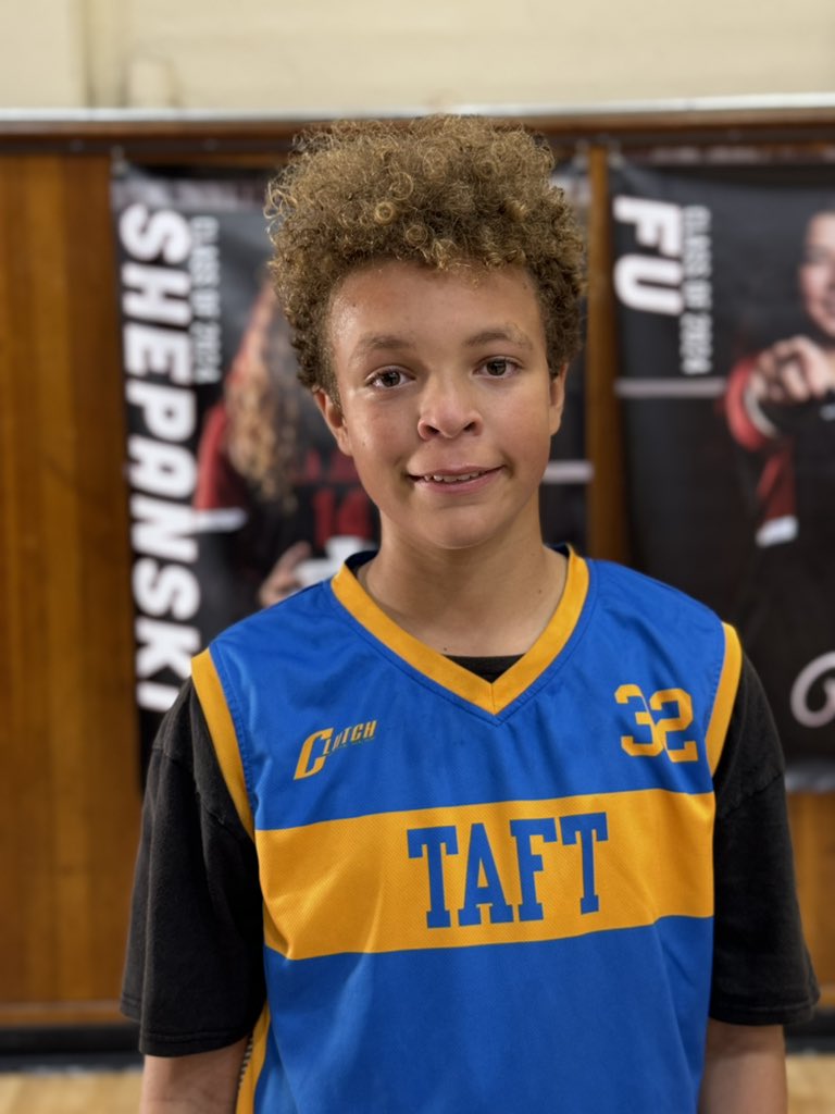FullTimeHoops1's tweet photo. Taft overwhelms Bethune K-8 in the 2-7 Pacific Division matchup. Arguably the most athletic team so far today, 2029 G Keilon Wolf is a menace defensively. 
2028 G Arthur Minton is a sharpshooter and G Zaybrein Durant (nephew of former Hoover standout Nate Pearson) is a force. https://t.co/OgUDcaiQnV